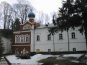 Псково-Печерский монастырь. Трапезная и церковь Благовещения